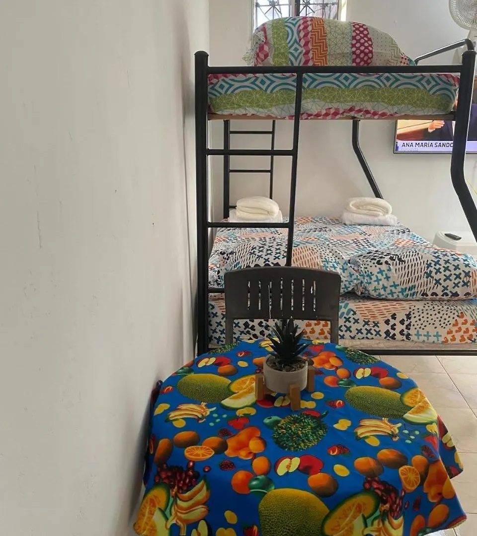 Comoda Habitacion Cerca Al Centro Historico Y A Las Playas Cartagena Guest house