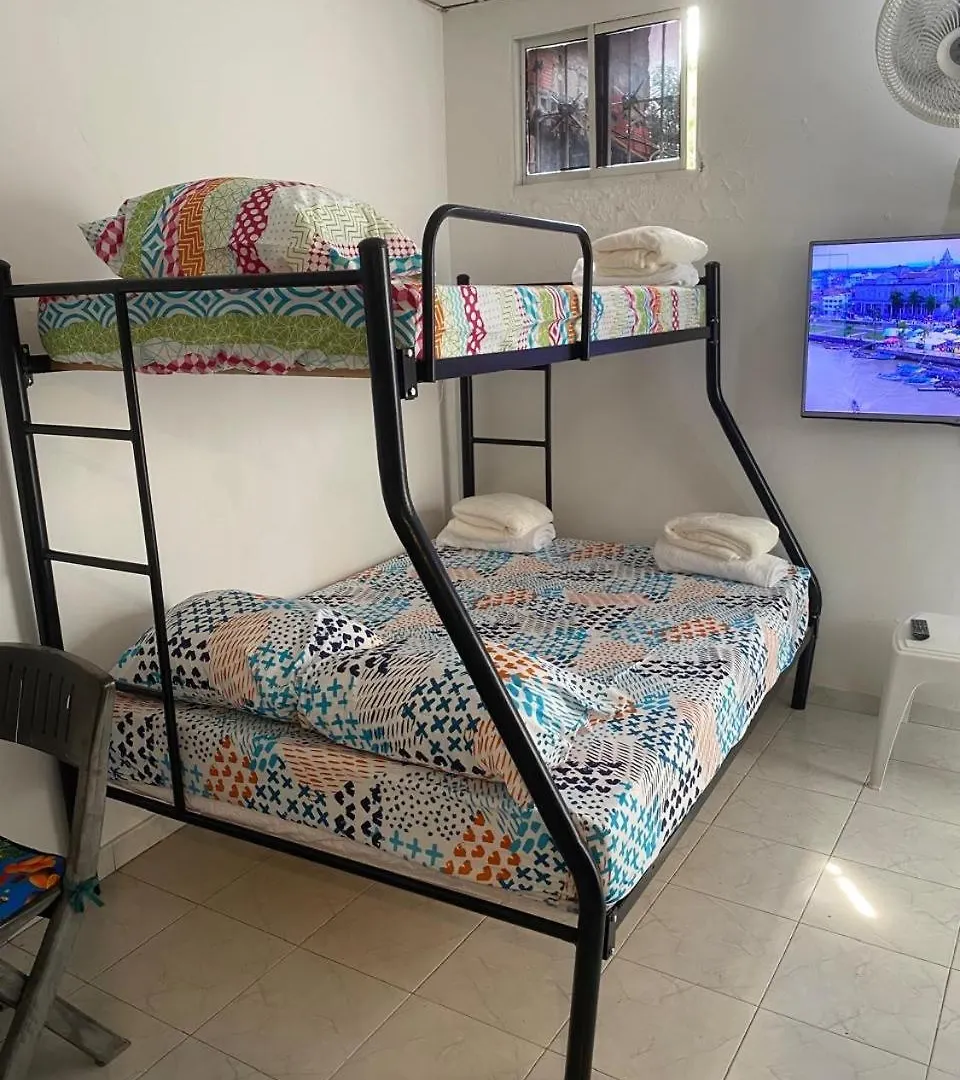 Comoda Habitacion Cerca Al Centro Historico Y A Las Playas Cartagena  Kolumbien